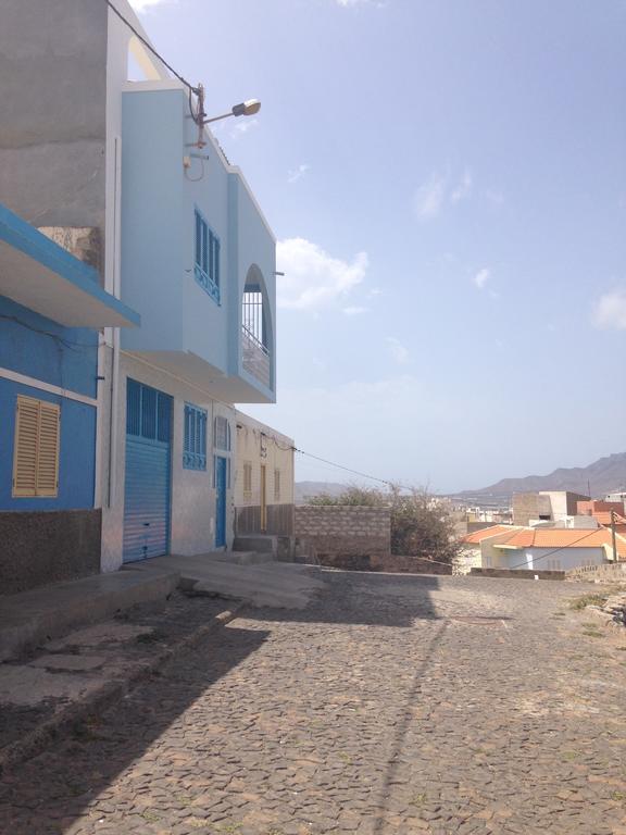 Maderalzinho Apartment Mindelo Luaran gambar